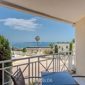 studio-vue-mer-et-piscine.fr-provencehotel.com/